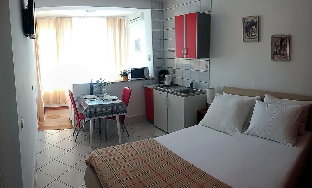 Apartmani Totic تْسْغيكفانِتْسا المظهر الخارجي الصورة